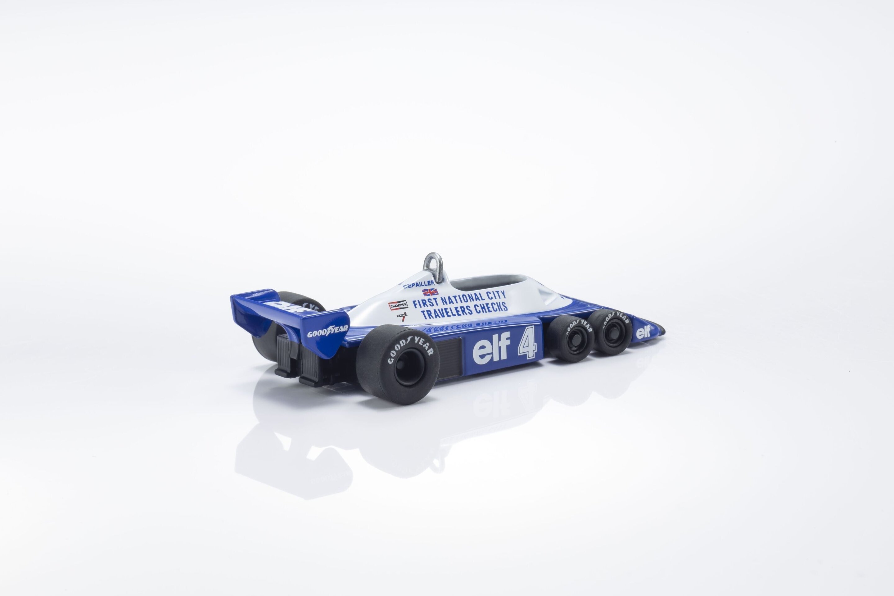 Tyrrell P34/2 No.4 1977 Kyosho – F1 clásica en 1:64 - 5