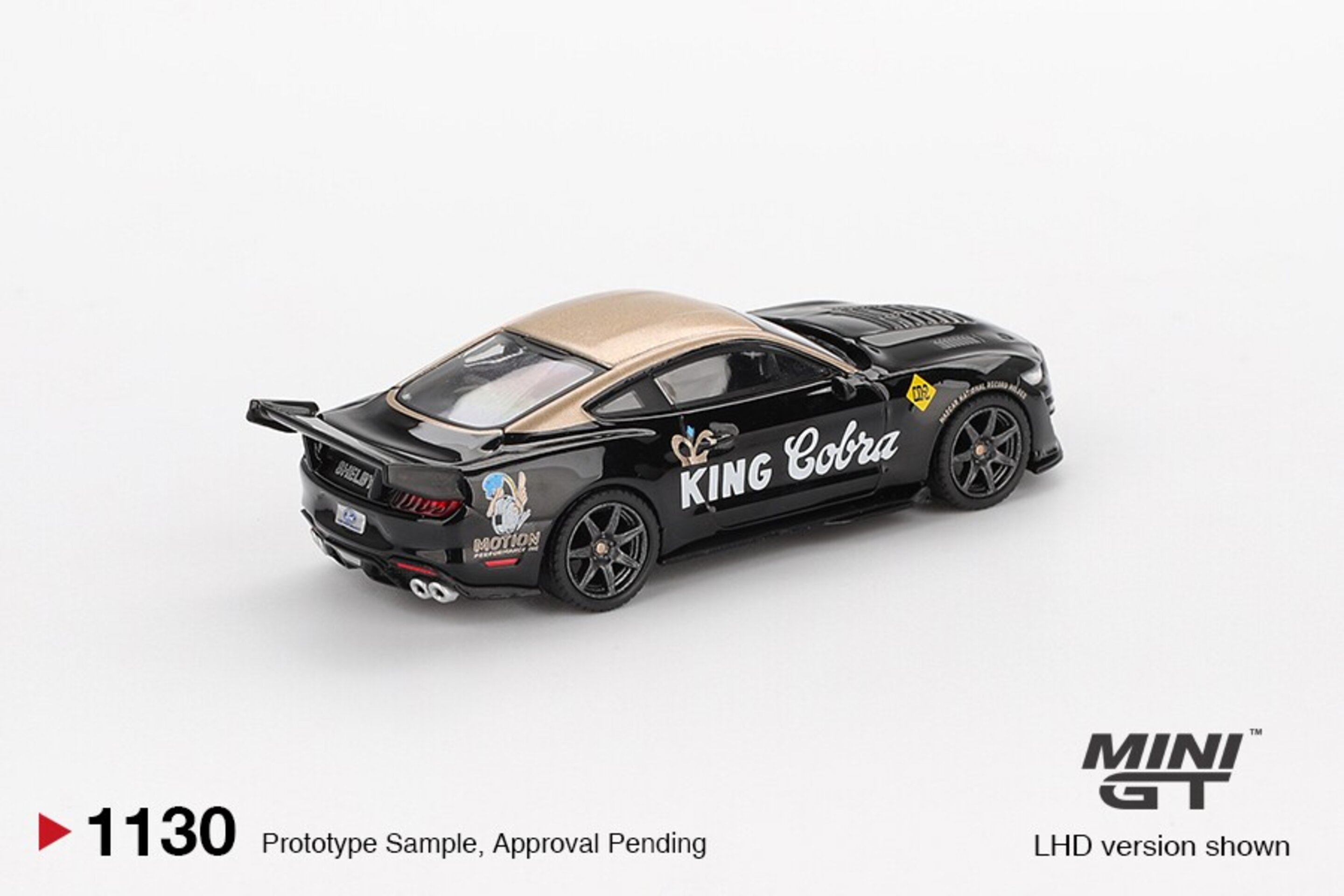 (PRE VENTA) Mini GT 1:64 SHELBY GT500 DRAGON SNAKECONCEPT BLACK & GOLD 2020 - 3