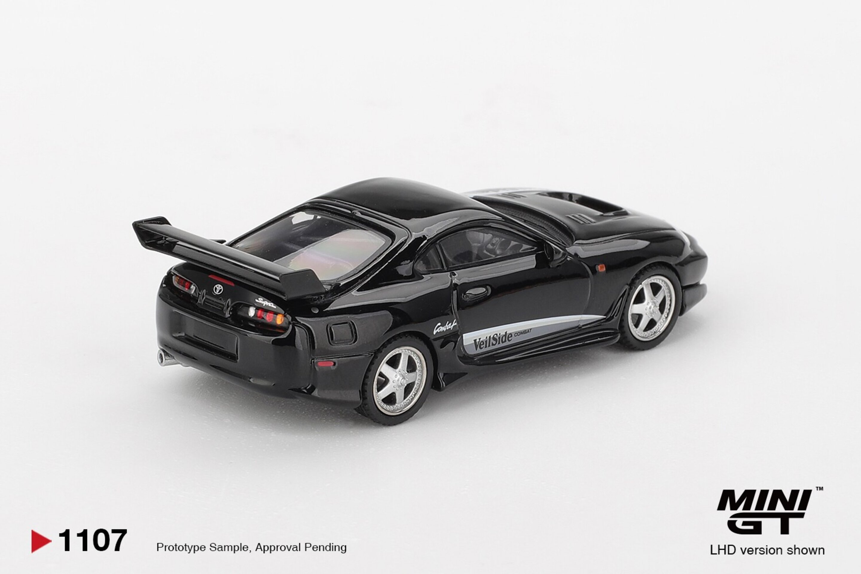 (PRE VENTA) MINI GT 1:64 TOYOTA SUPRA MK4 (A80) VEILSIDE COMBAT V-II BLACK 2011 - 4