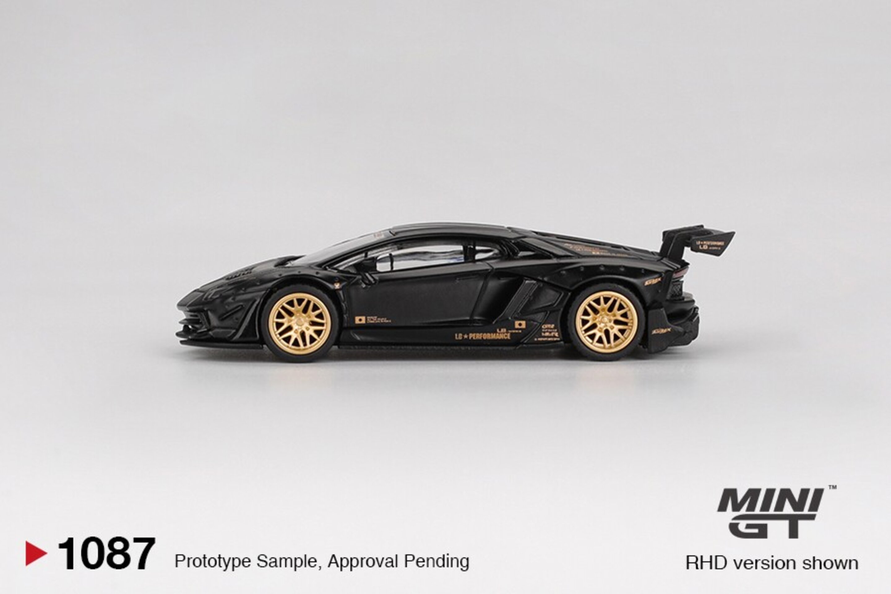 (PRE VENTA) Mini GT 1:64 Lamborghini Aventador LB-Works Limited Edition Black - 3