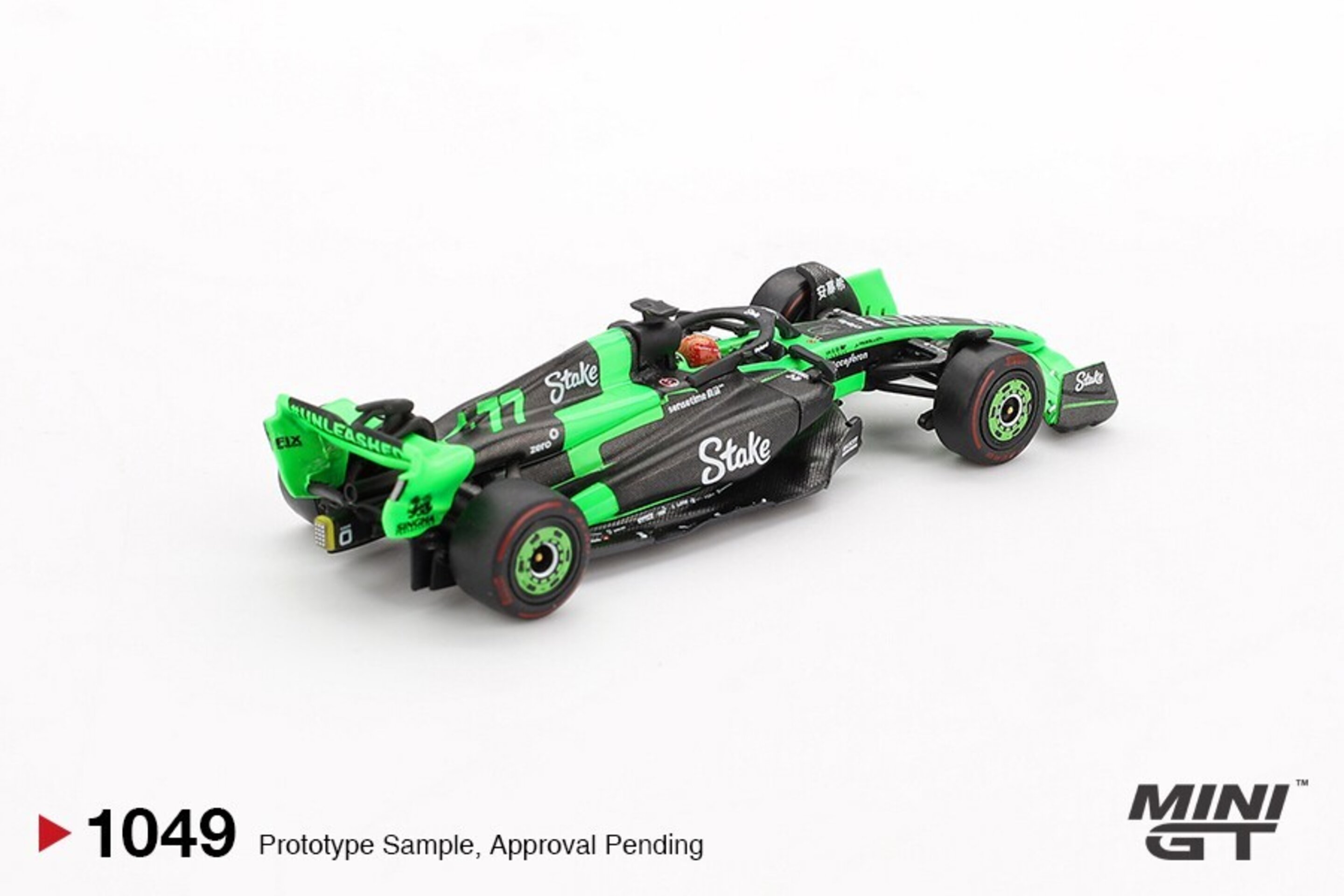 (PRE VENTA) 1:64 KICK SAUBER C44 #77 VALTTERI  BOTTAS F1 CHINESE GP MINI GT - 2