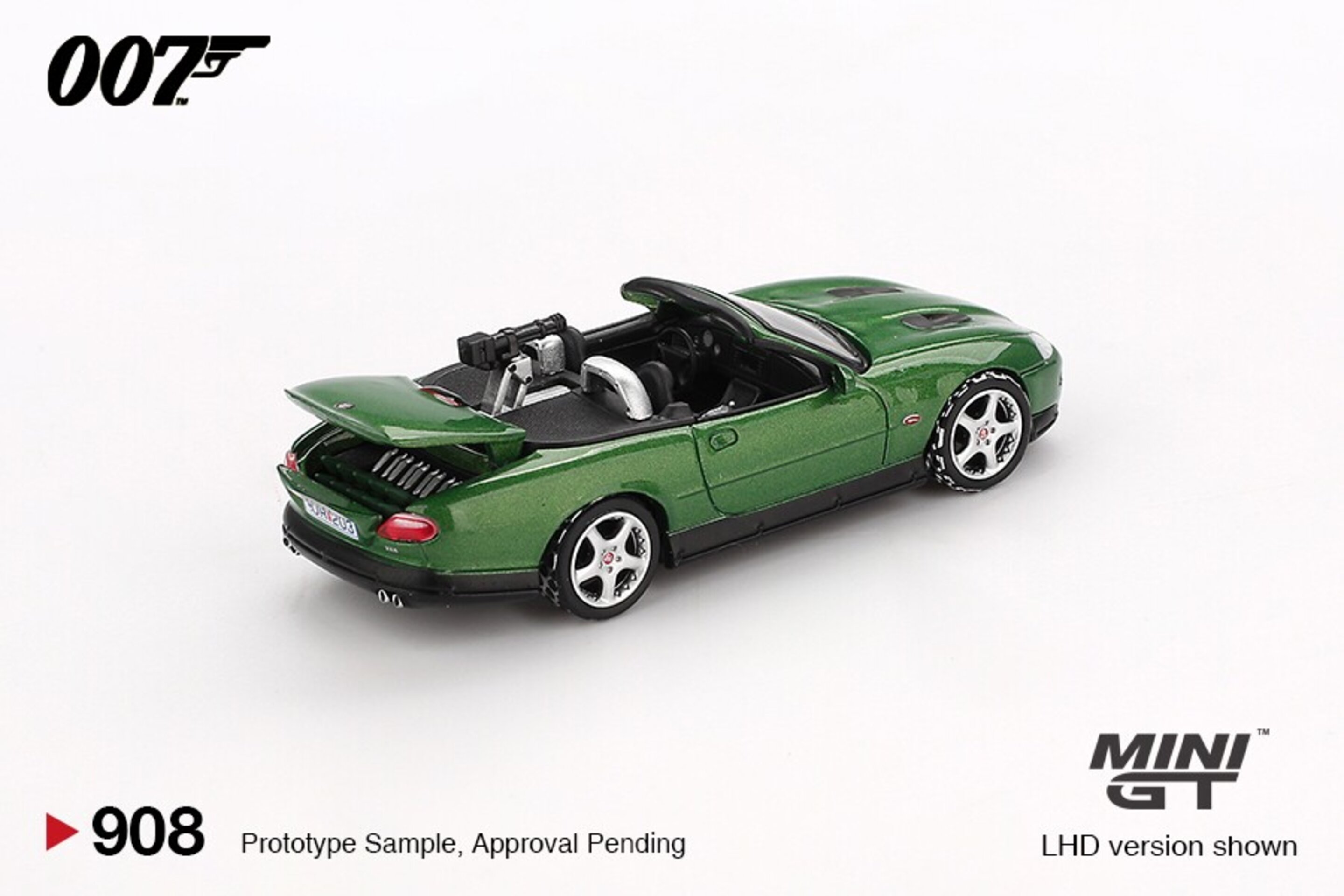 (PRE VENTA) 1:64 JAGUAR XKR DIE ANOTHER DAYENGLISH PACKAGING 2002  Mini GT - 6