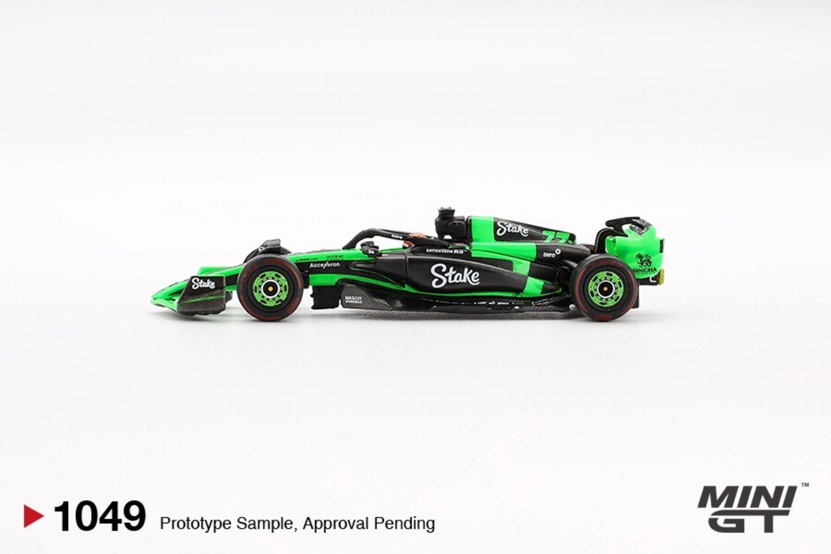 (PRE VENTA) 1:64 KICK SAUBER C44 #77 VALTTERI  BOTTAS F1 CHINESE GP MINI GT - 3