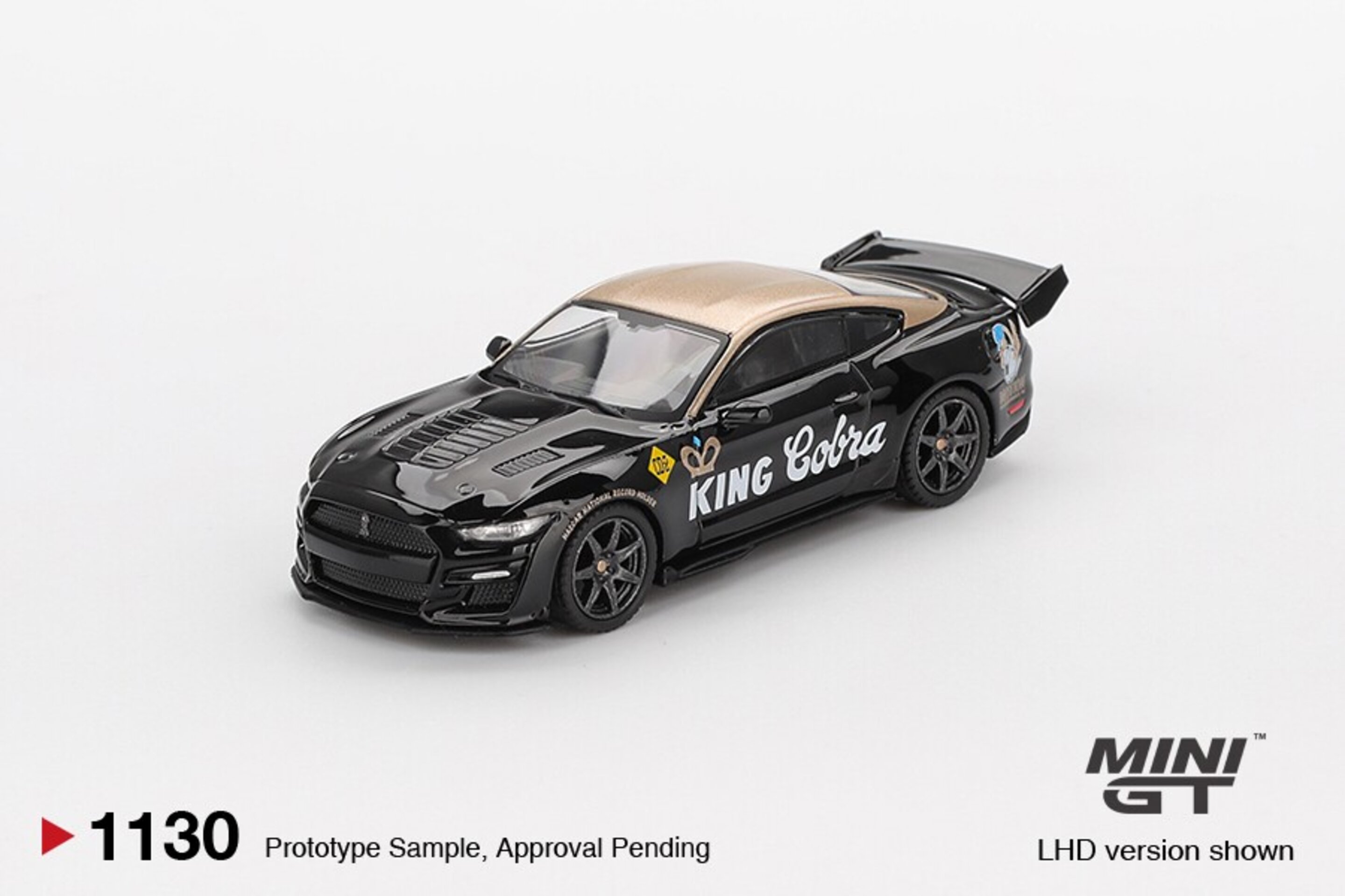 (PRE VENTA) Mini GT 1:64 SHELBY GT500 DRAGON SNAKECONCEPT BLACK & GOLD 2020 - 2