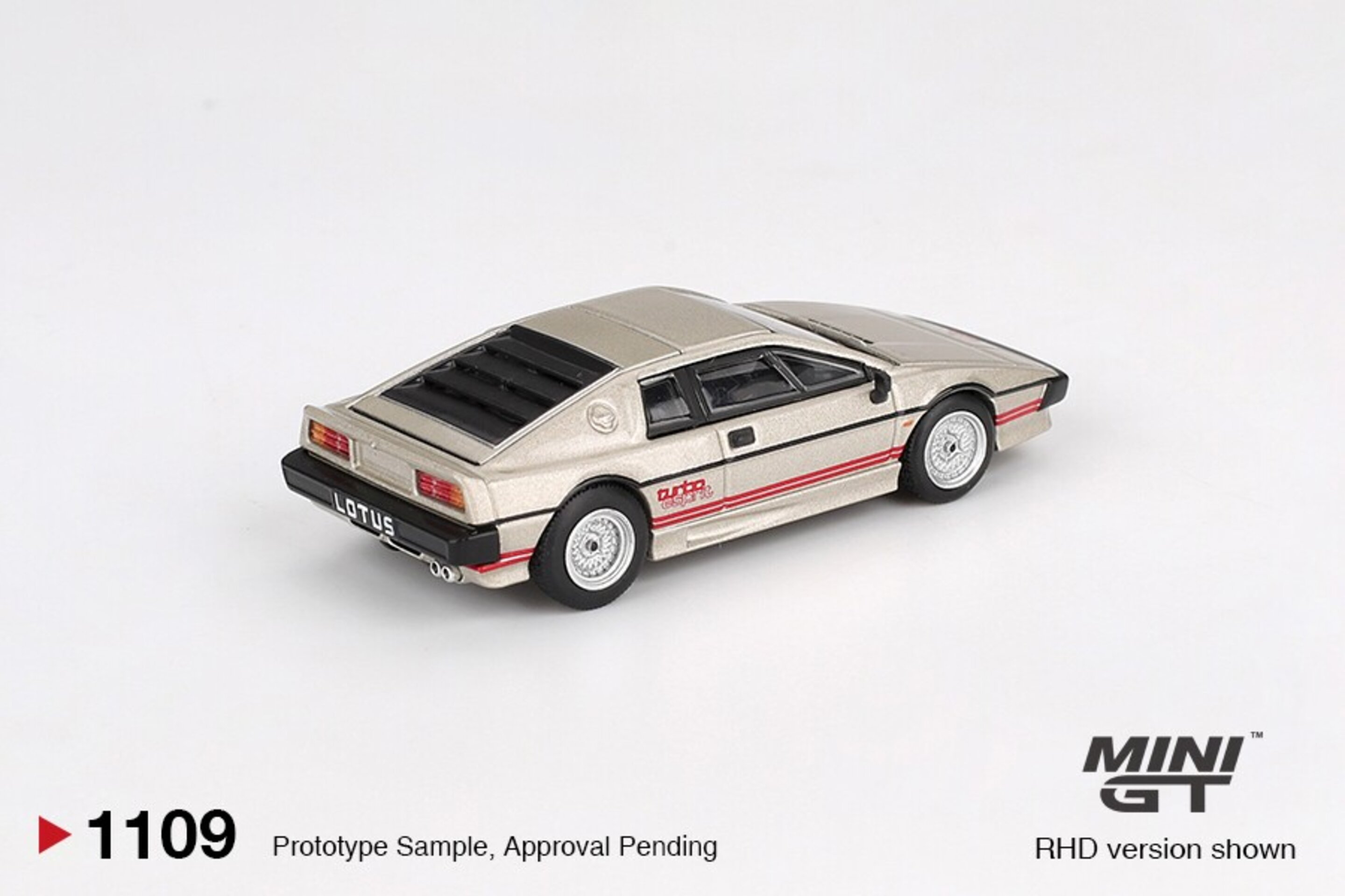 (PRE VENTA) LOTUS ESPRIT TURBO METALLIC SILVER 1980 – Mini GT 1:64 - 3