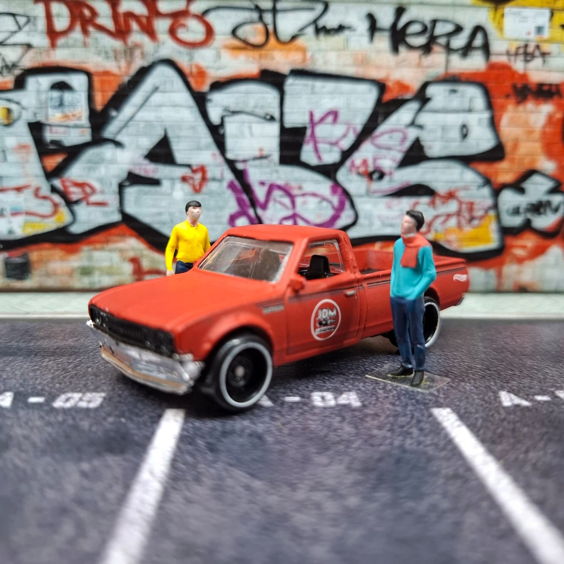 Set de Figuras 1/64 en Resina (5 modelos aleatorios) – MiniRacing64 - 4