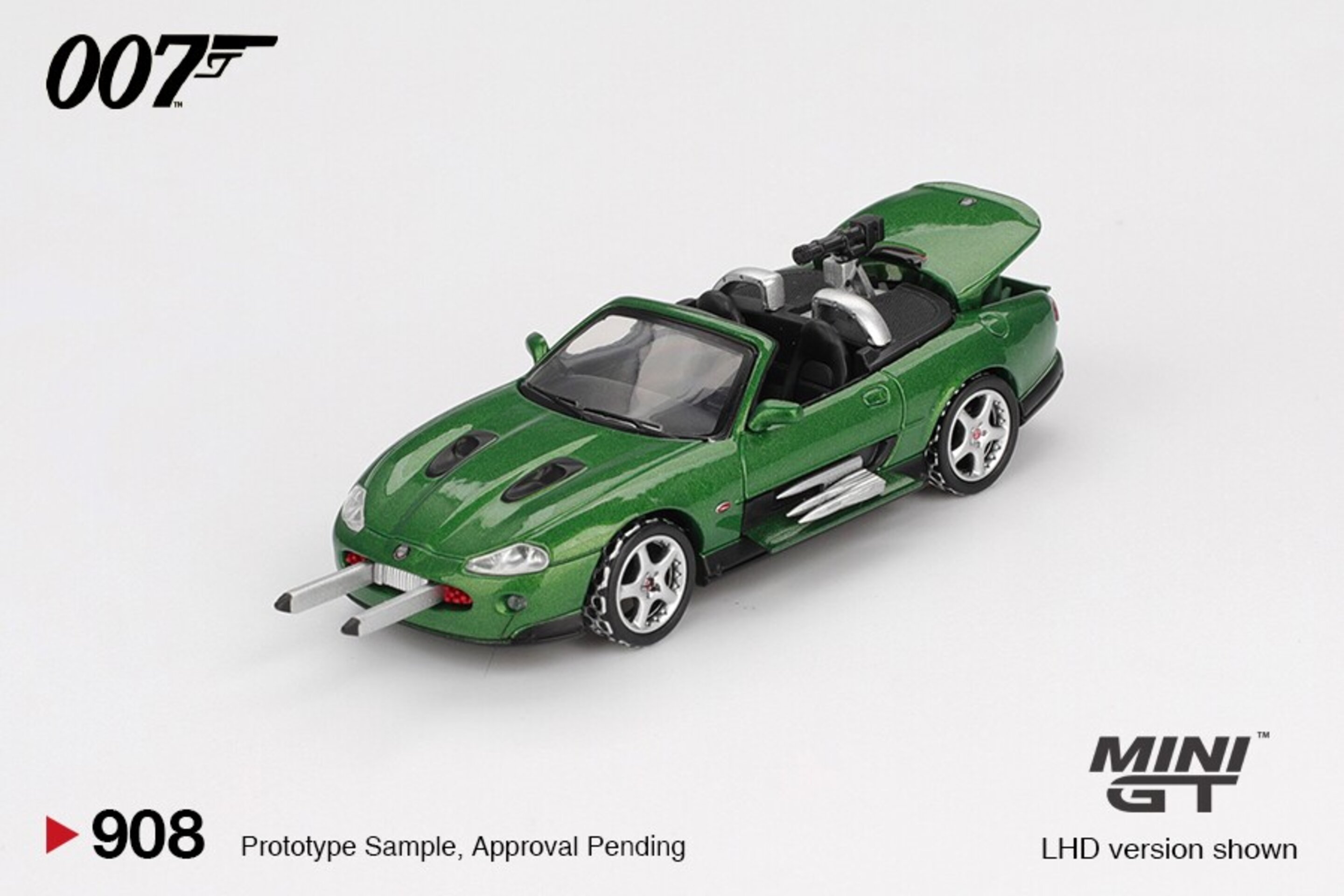 (PRE VENTA) 1:64 JAGUAR XKR DIE ANOTHER DAYENGLISH PACKAGING 2002  Mini GT - 3