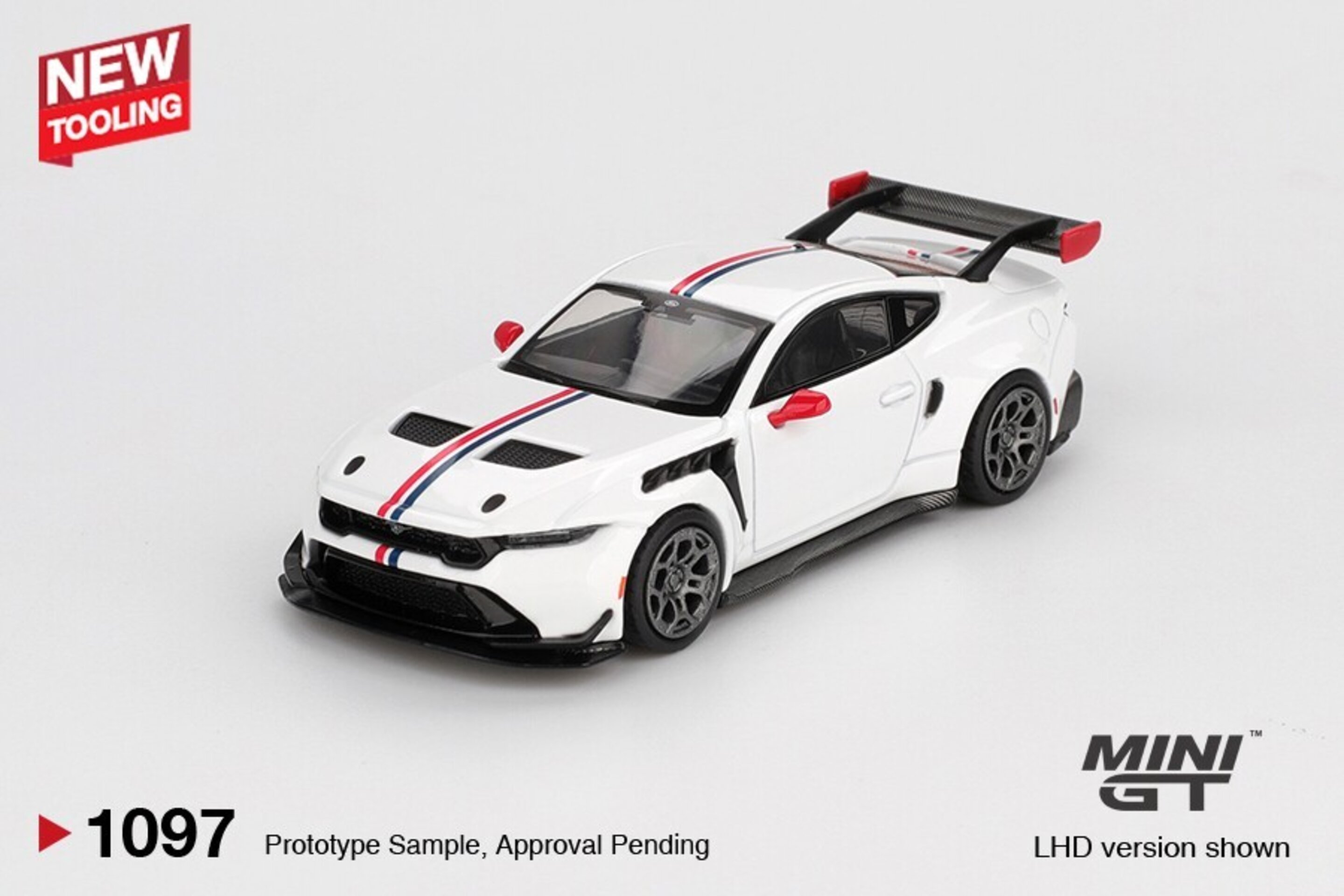 (PRE VENTA) Mini GT 1:64 1:64 FORD MUSTANG GTD SPIRIT OF AMERICA 2025 - 2