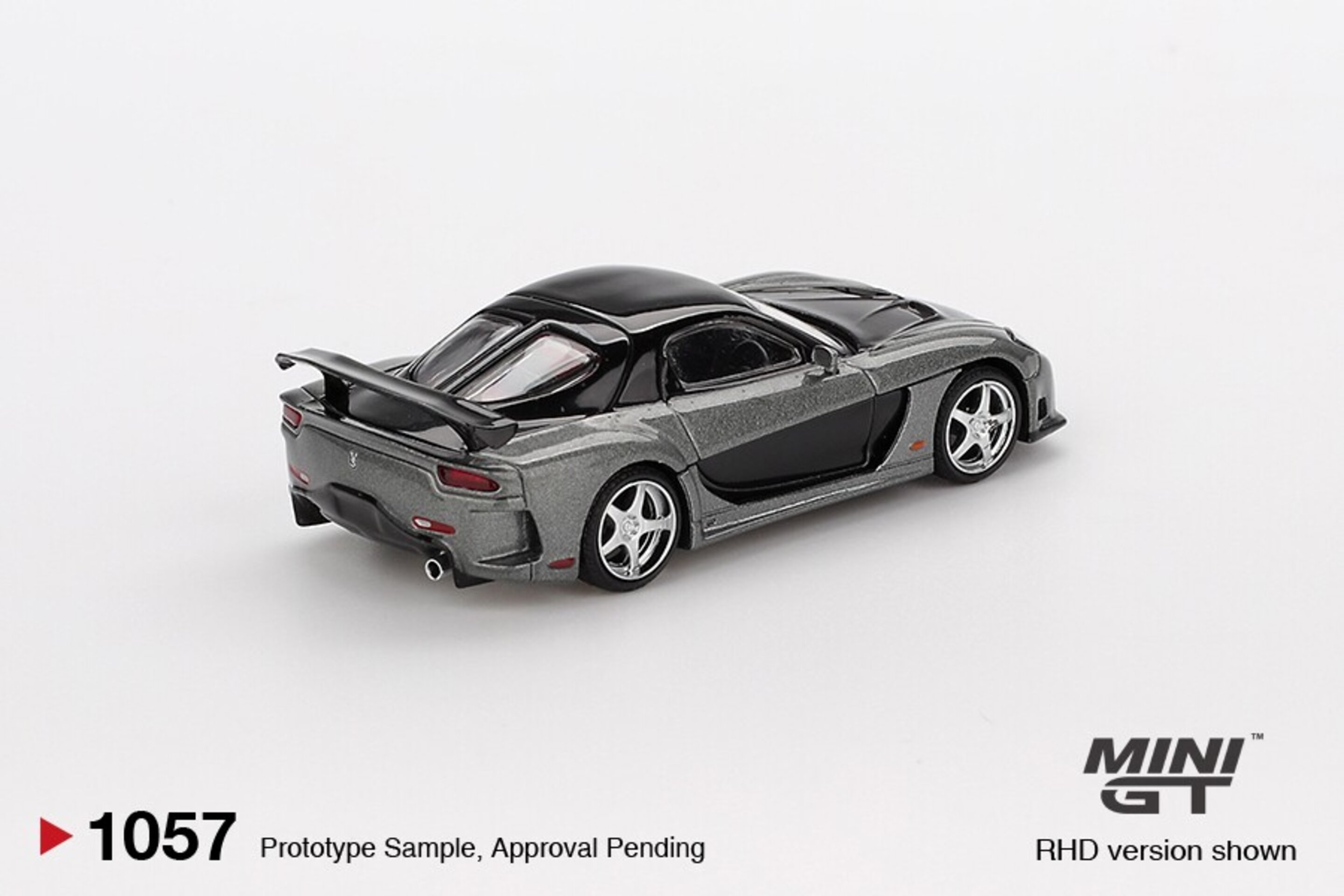 (PRE VENTA) 1:64 Mazda RX-7 FD3S VeilSide Fortune Grey 2011 – MINI GT JDM - 2