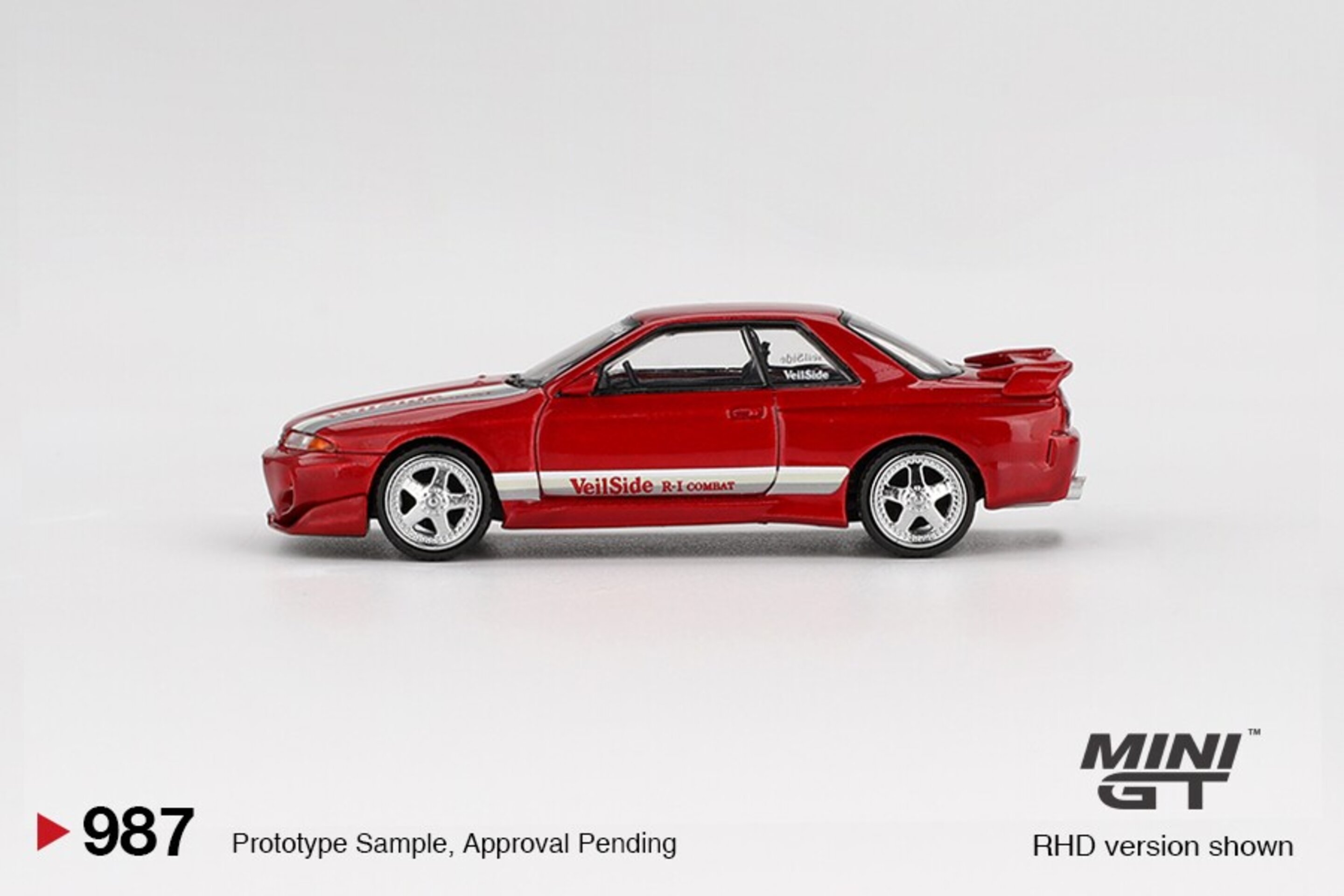 Nissan Skyline GT-R (R32) VeilSide Combat C-I Gem RedMini GT 1/64( PRE VENTA ) - 4