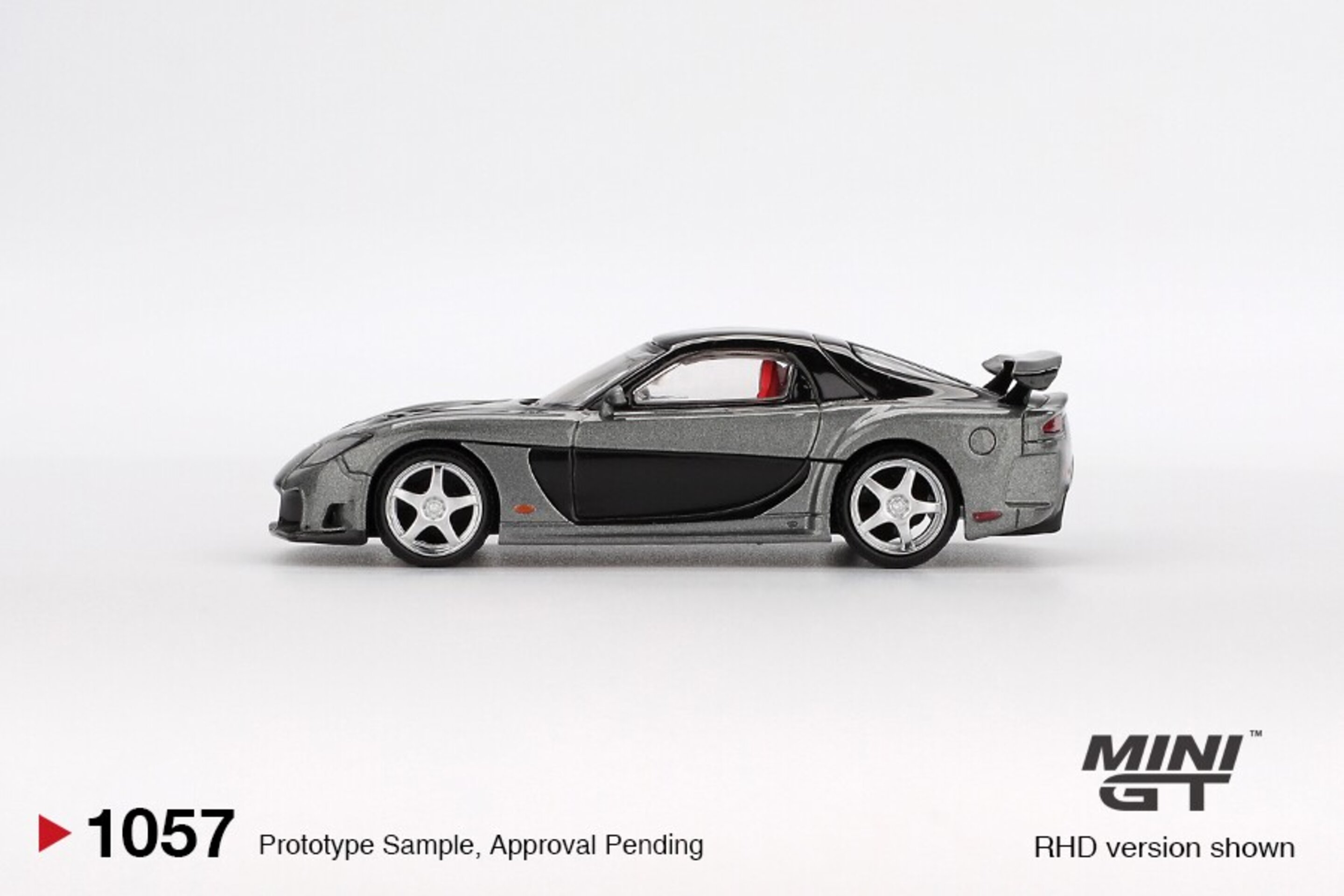 (PRE VENTA) 1:64 Mazda RX-7 FD3S VeilSide Fortune Grey 2011 – MINI GT JDM - 3