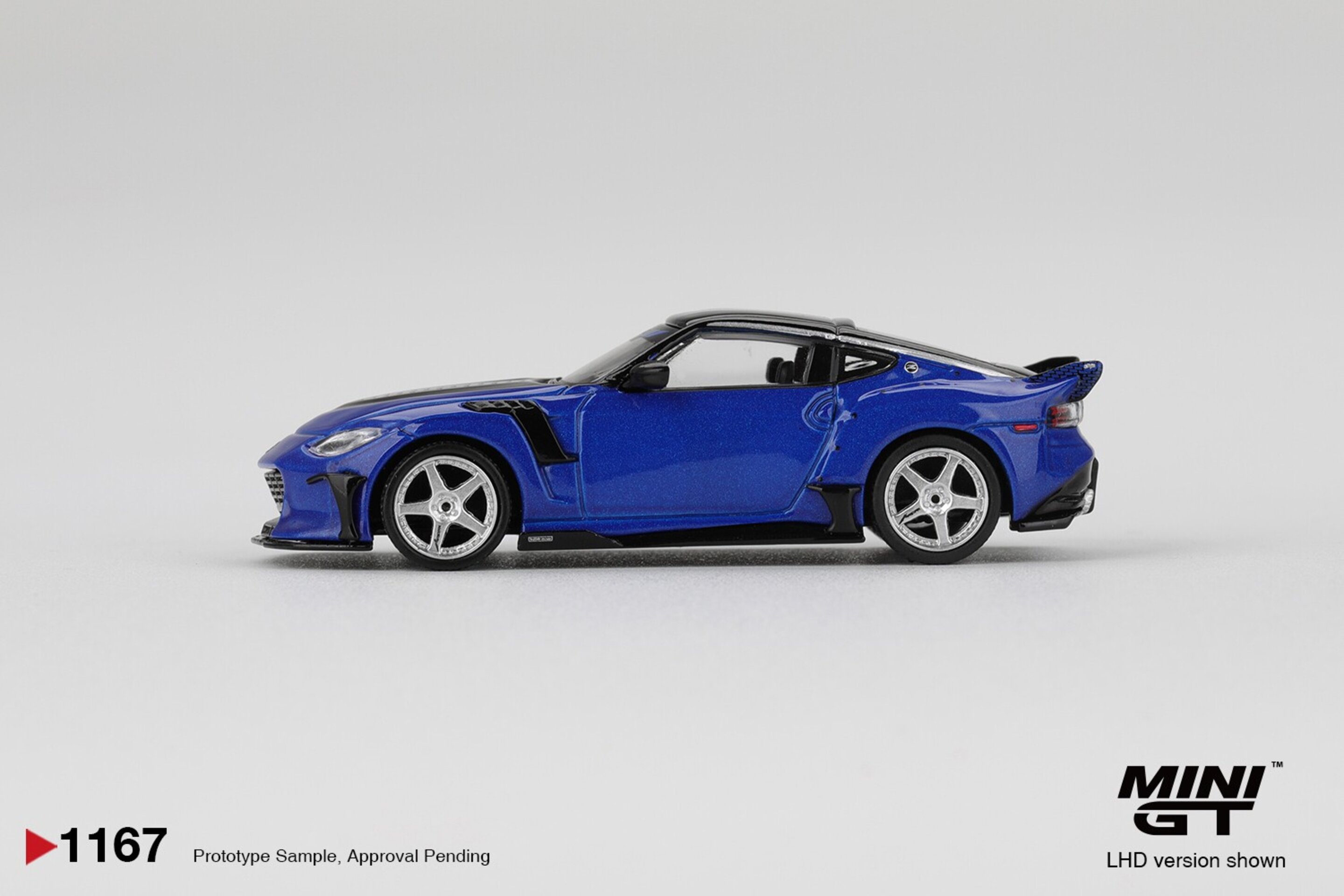 (PRE VENTA) 1:64 NISSAN FAIRLADY Z VEILSIDE FFZ400 SEIRAN BLUE 2024 Mini GT - 3