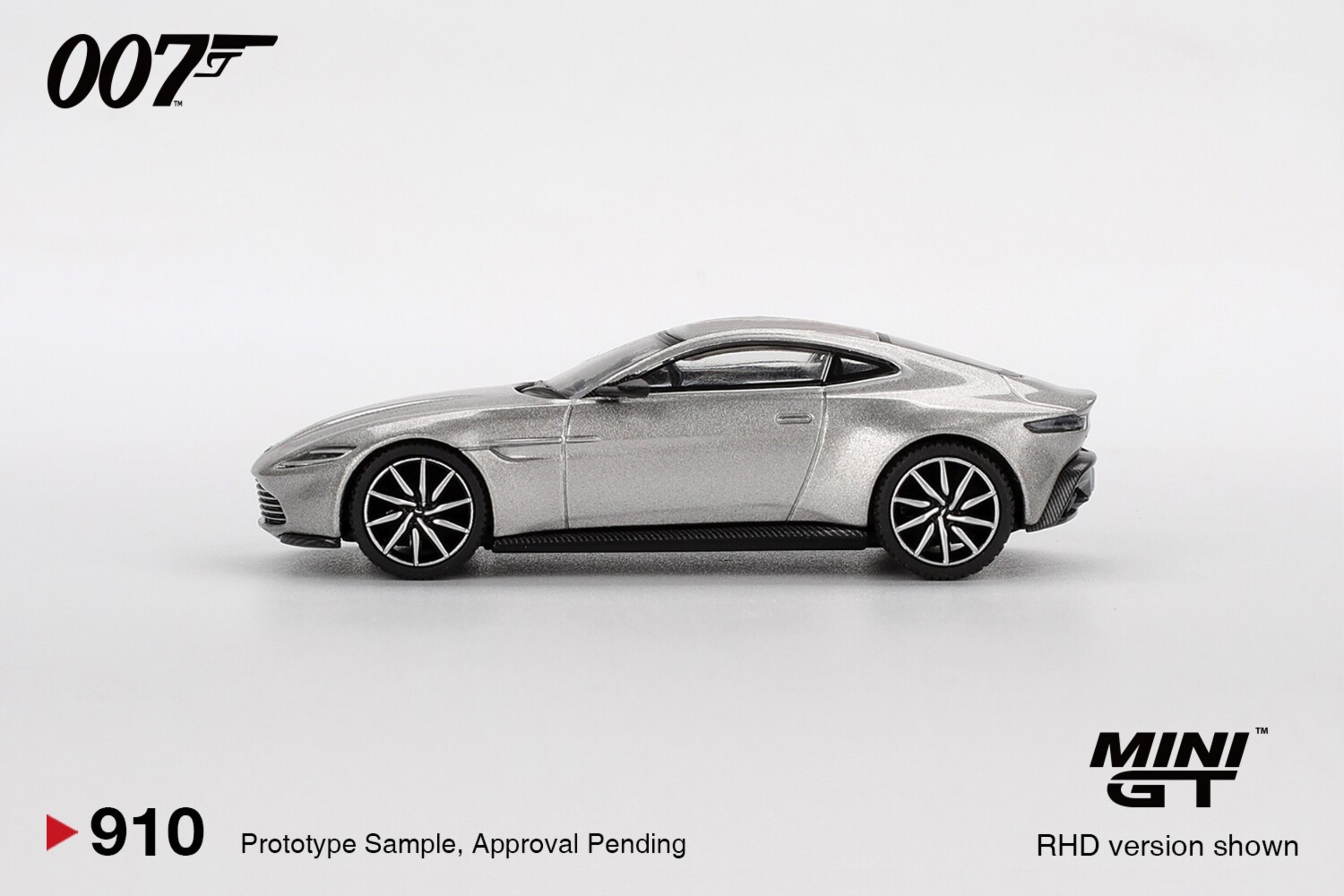 (PRE VENTA) 1:64 ASTON MARTIN DB10 SPECTRE ENGLISH PACKAGING 2015 Mini GT - 3
