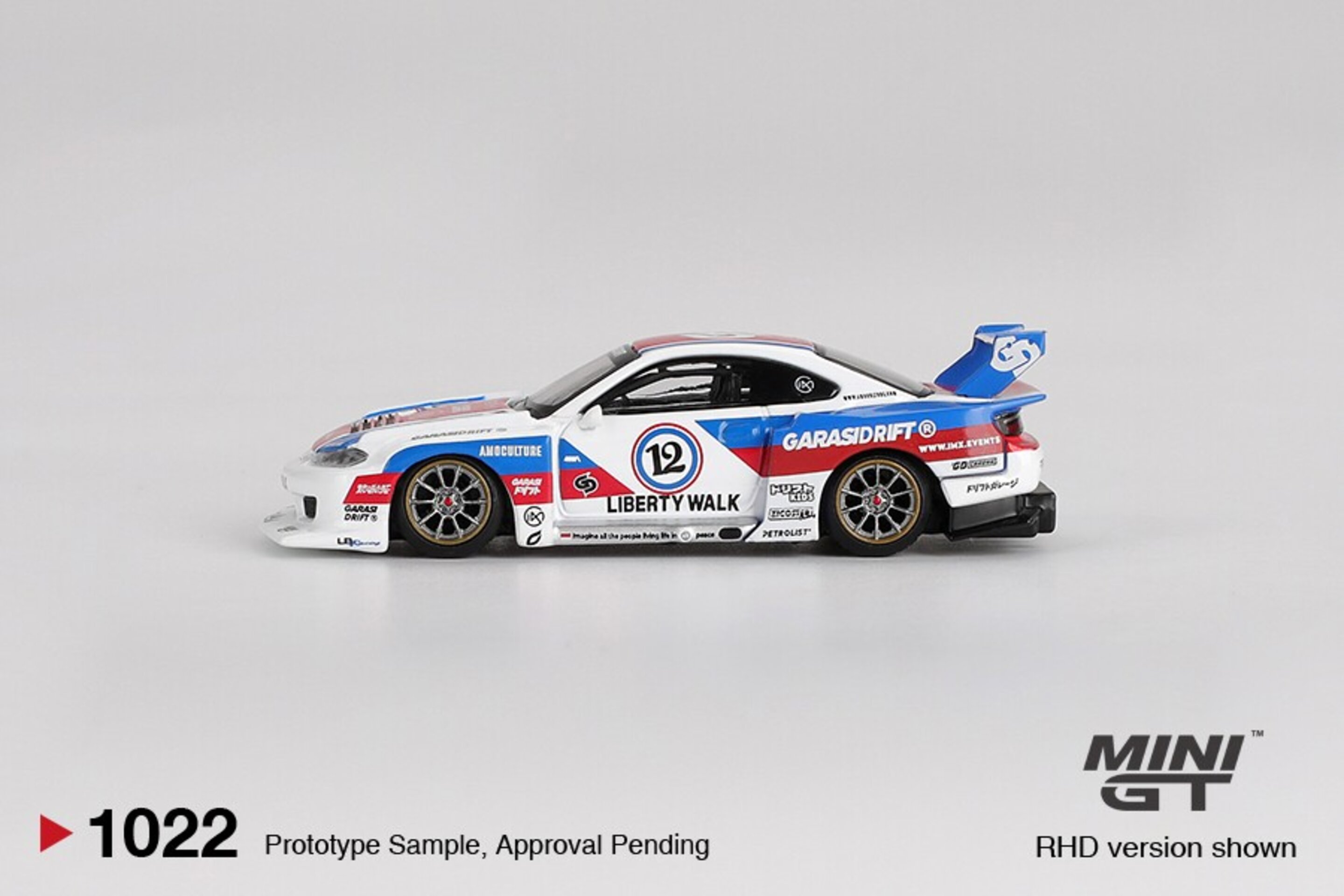 (PRE VENTA) Mini GT 1:64 Nissan Silvia S15 LB-Super Silhouette GarasiDrift x LBW - 4