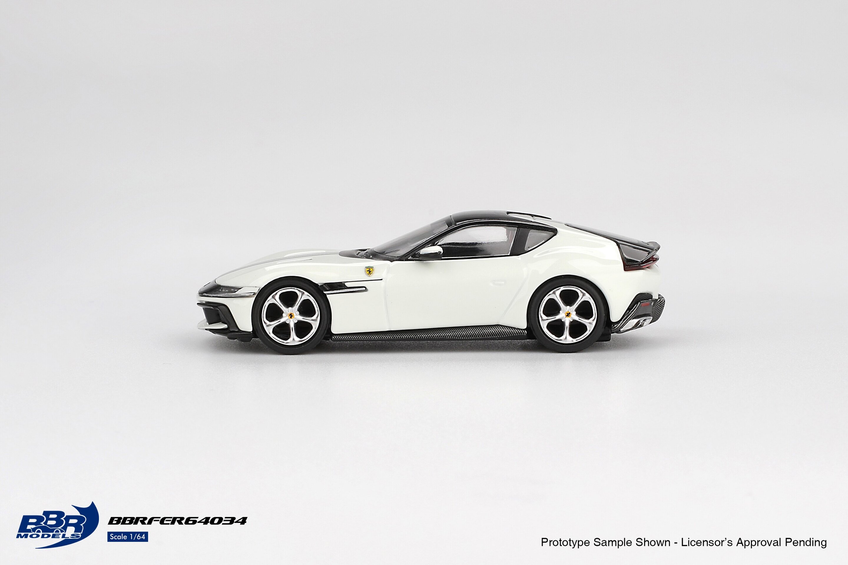 (PRE VENTA) 11:64 FERRARI 12 CILINDRI BIANCO AVUS 2024 BBR MODELS - 4