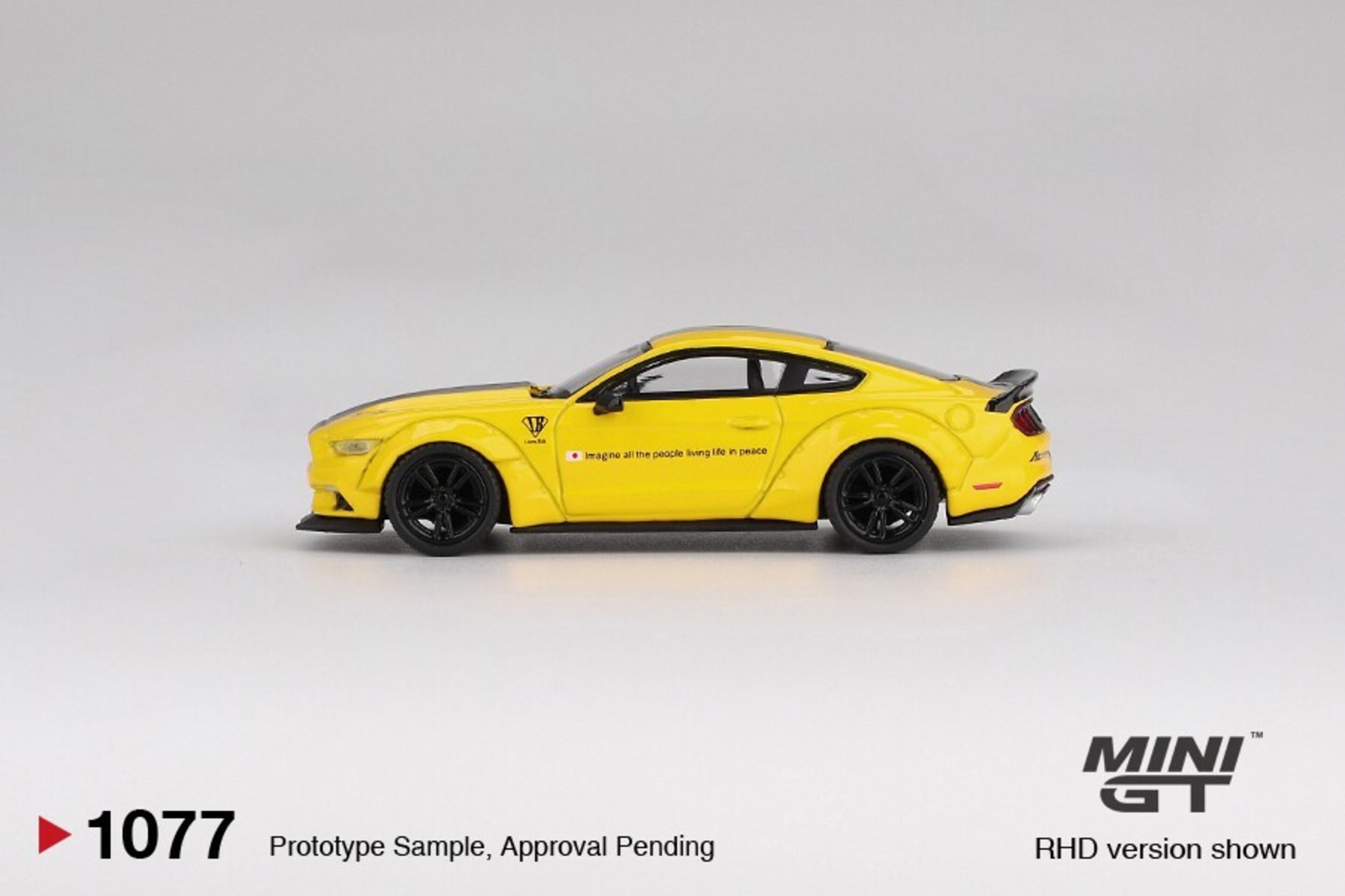 (PRE VENTA) Ford Mustang LB-Works Triple Yellow 20153 – Mini GT 1:64 - 4