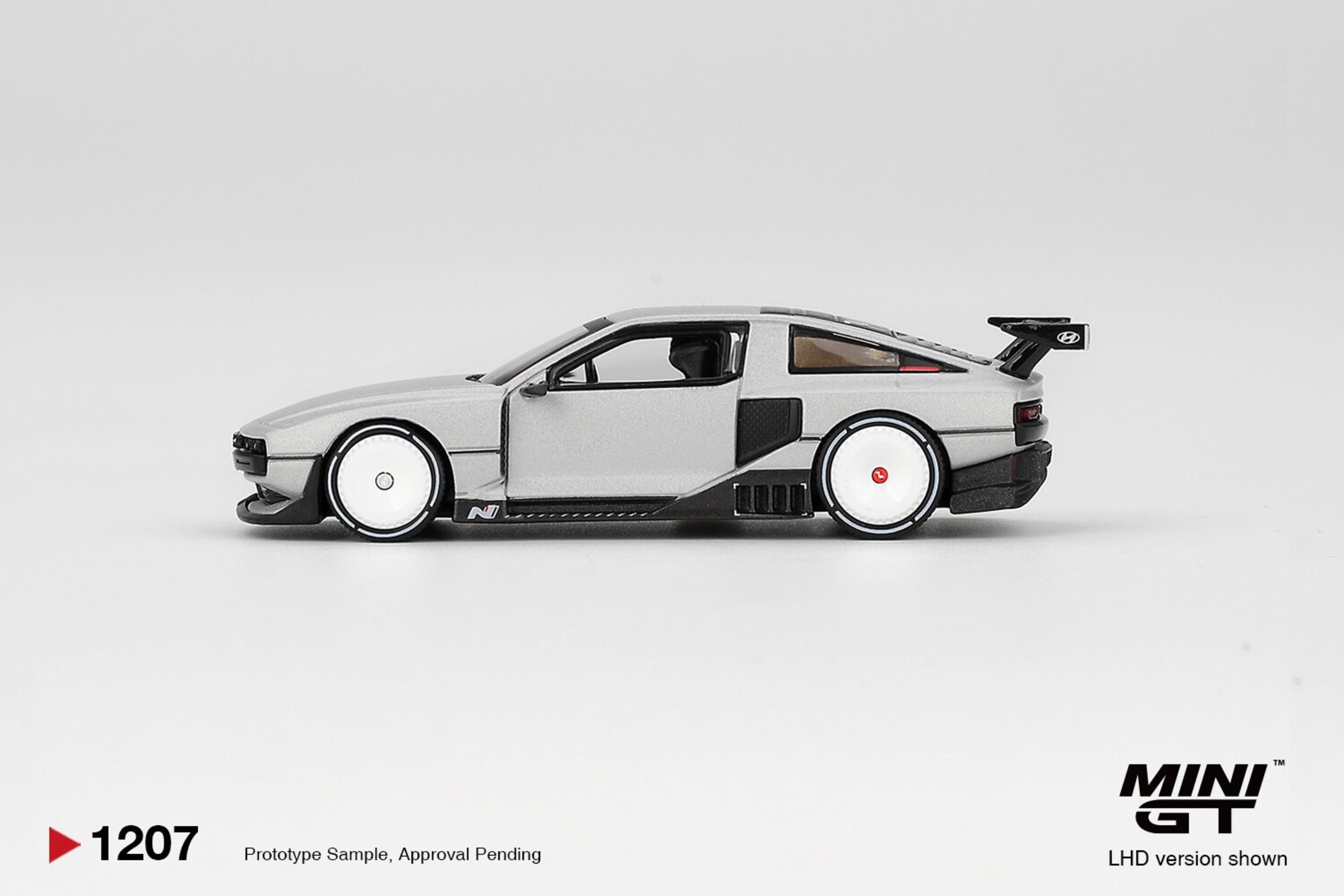 (PRE VENTA)1:64 HYUNDAI CONCEPT N VISION 74 (VP2) 2022 Mini GT - 4