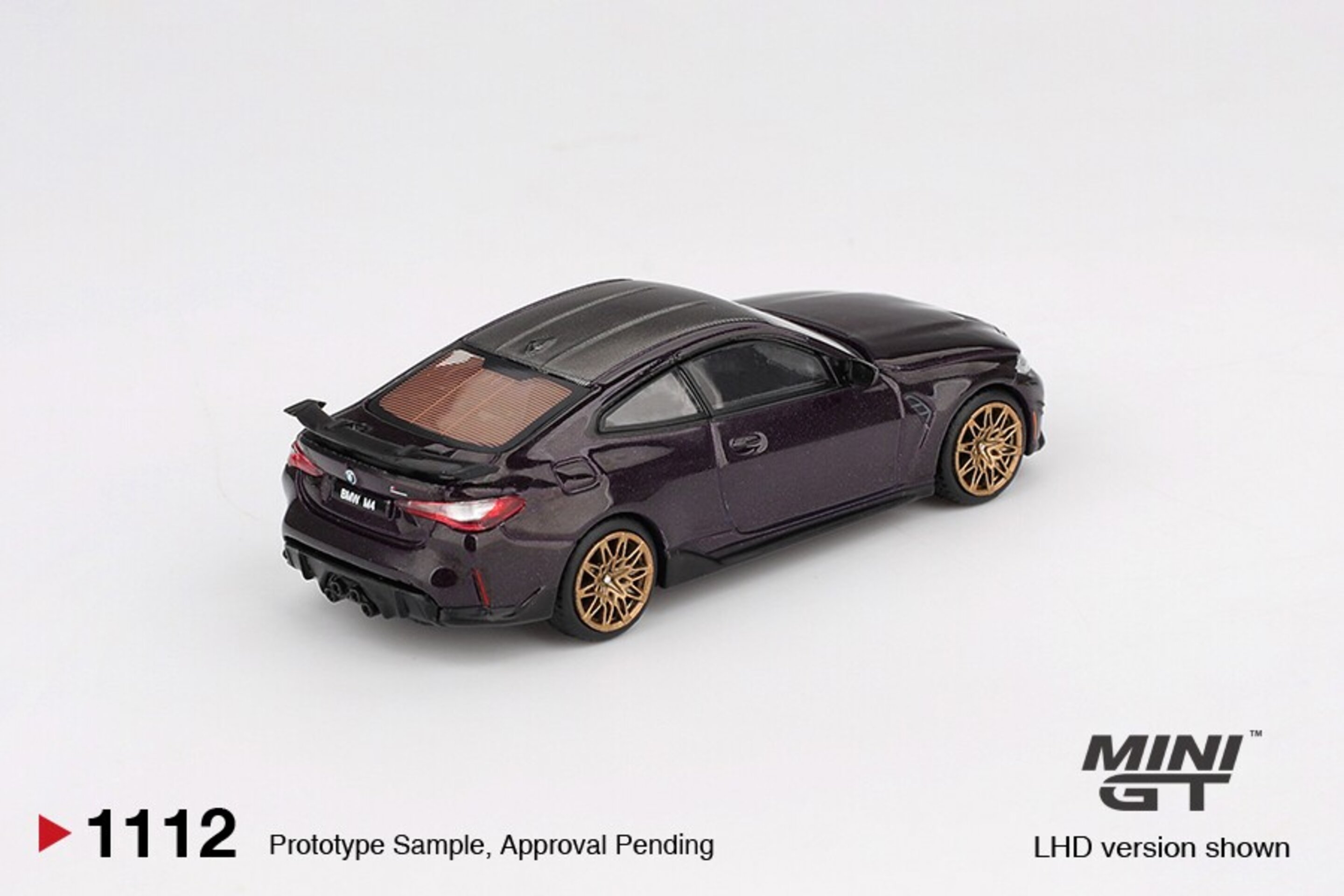 (PRE VENTA) BMW M4 (G82) PERFORMANCE DAYTONA VIOLET 2021 – Mini GT 1:64 - 2