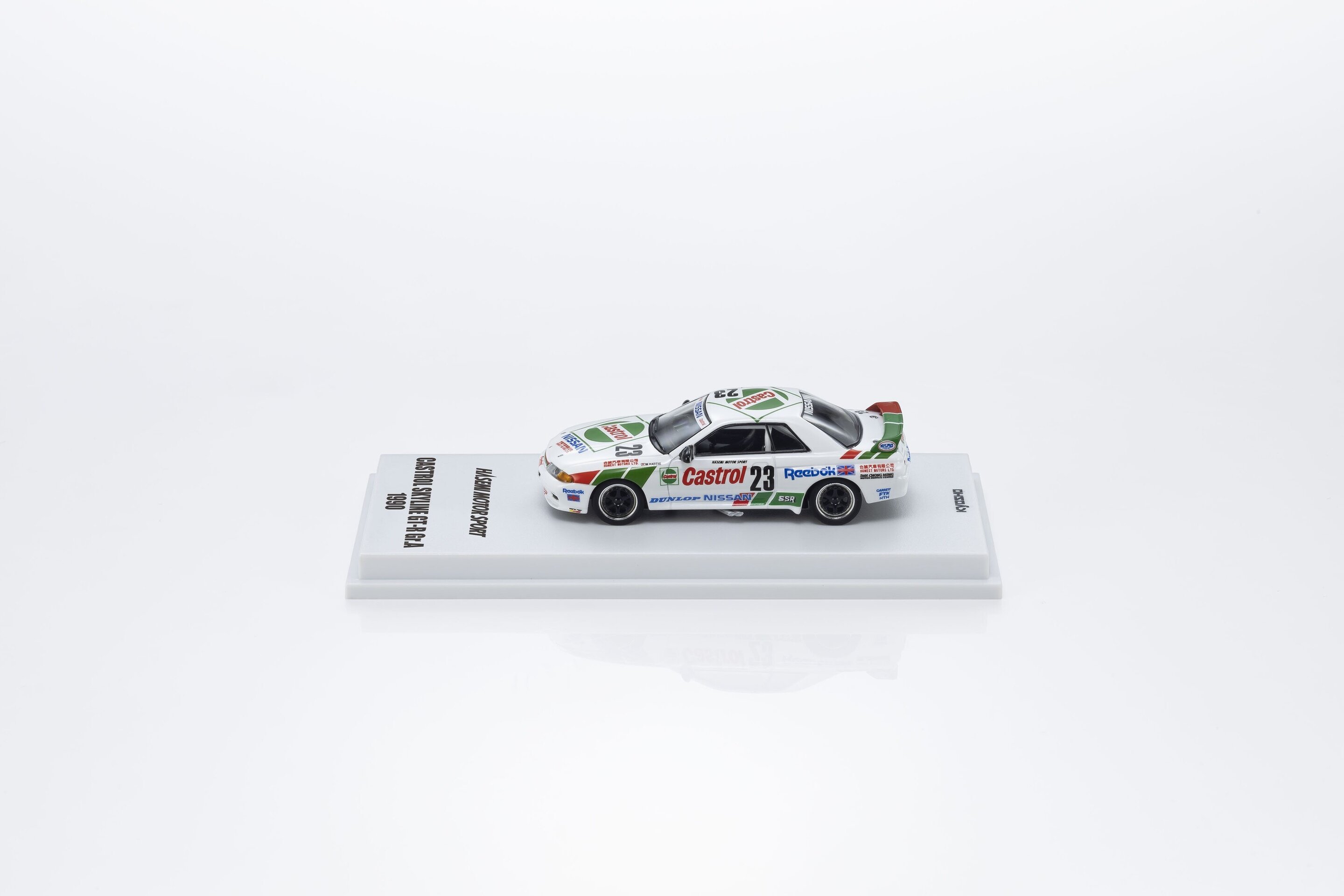 KYOSHO Castrol Skyline GT-R Gr.A 1990 #23  with LED (PRE VENTA) - 7