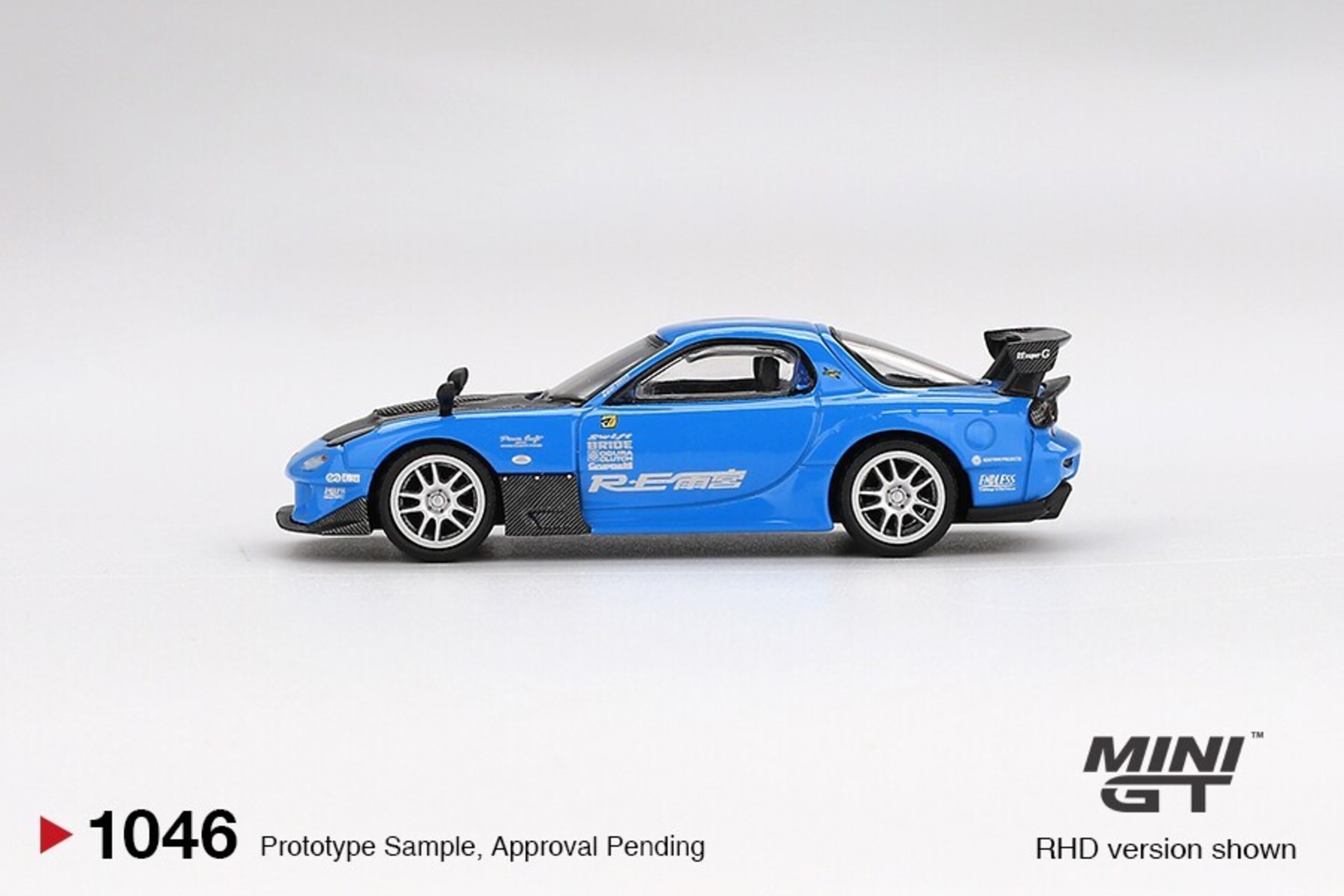 (PRE VENTA) 1:64 MAZDA RX7 (FD3S) RE-AMEMIYA  20B NA 3ROTOR-7 AMA-SAN GO MINI GT - 4