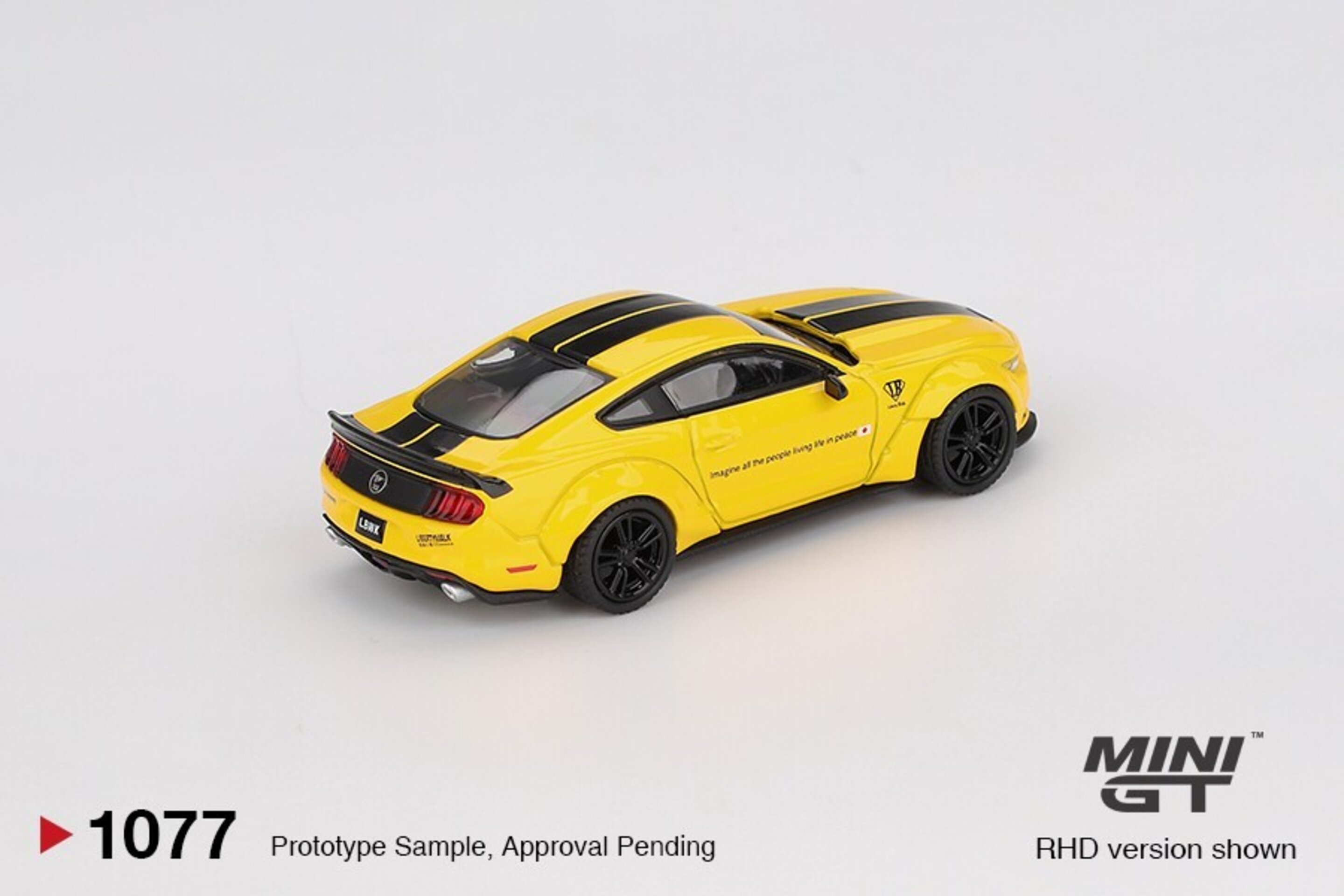 (PRE VENTA) Ford Mustang LB-Works Triple Yellow 20153 – Mini GT 1:64 - 3