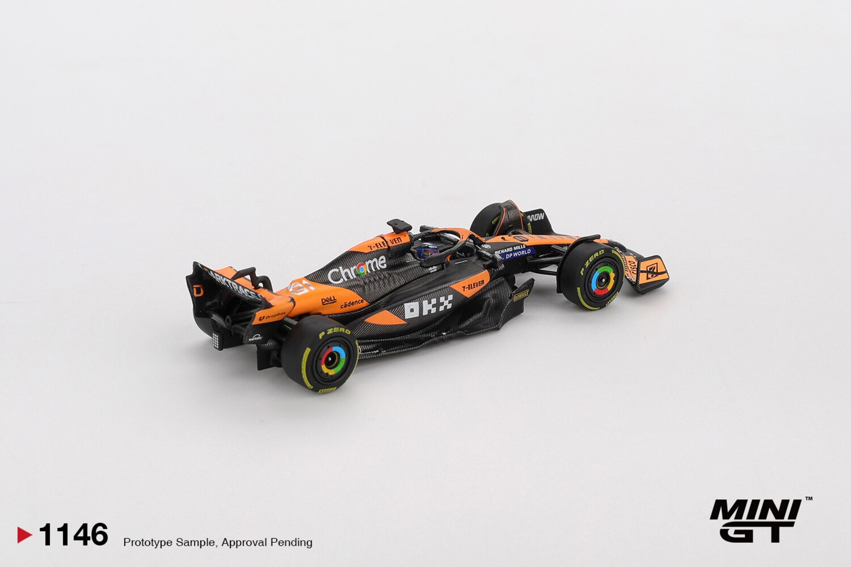 (PRE VENTA) 1:64 McLaren MCL38 #81 Oscar Piastri Hungarian F1 GP 2024 – Mini GT - 4